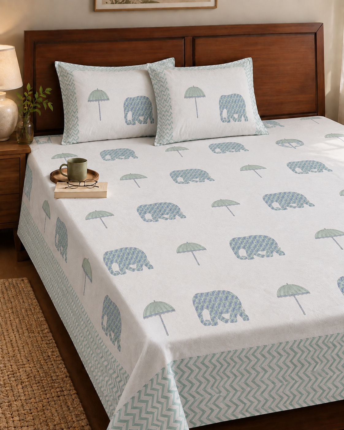 White Tusker Cotton Super King Bedsheet Set