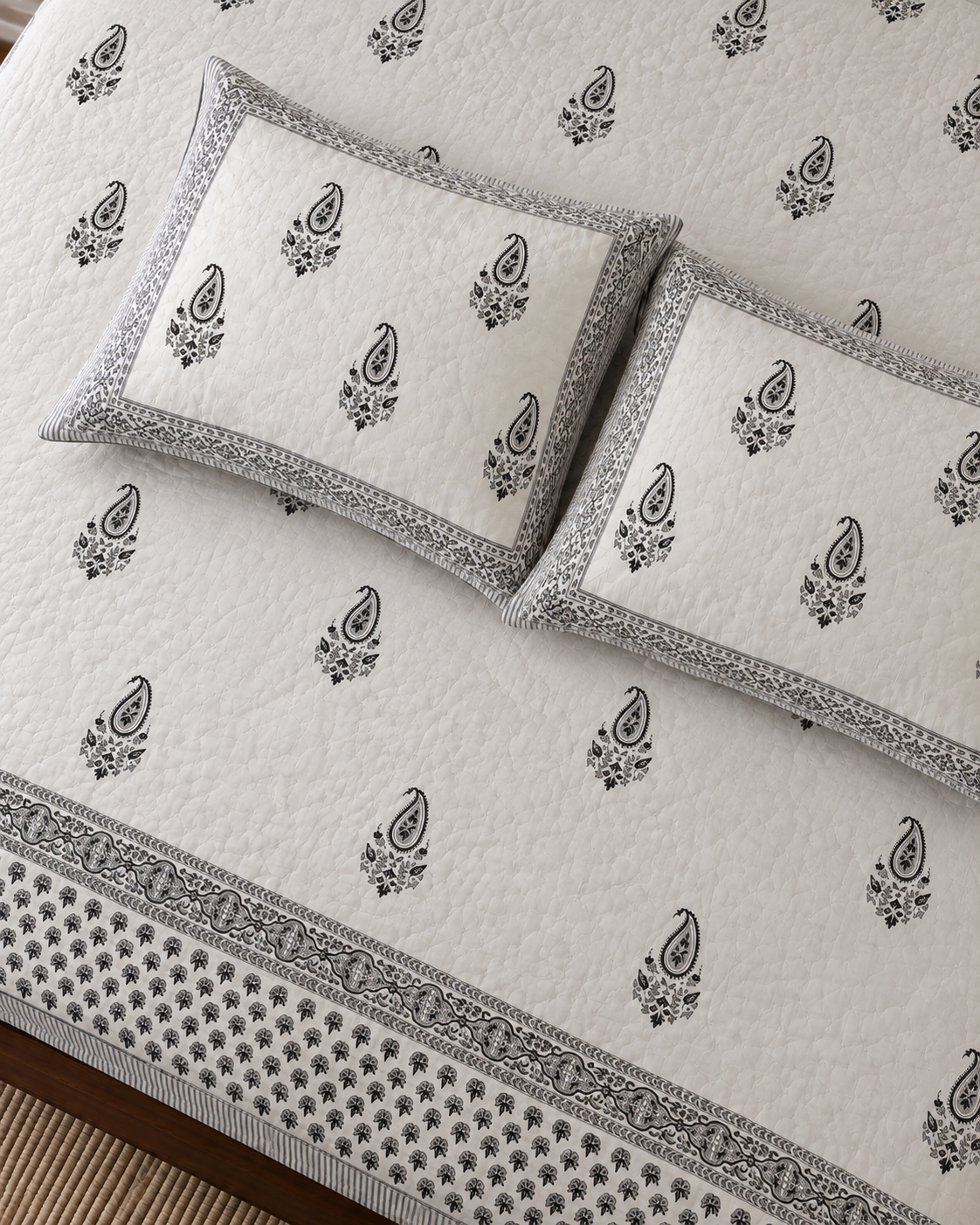 Cotton Midnight Paisley Jaipuri Quilt & Coordinated Bedsheet Set