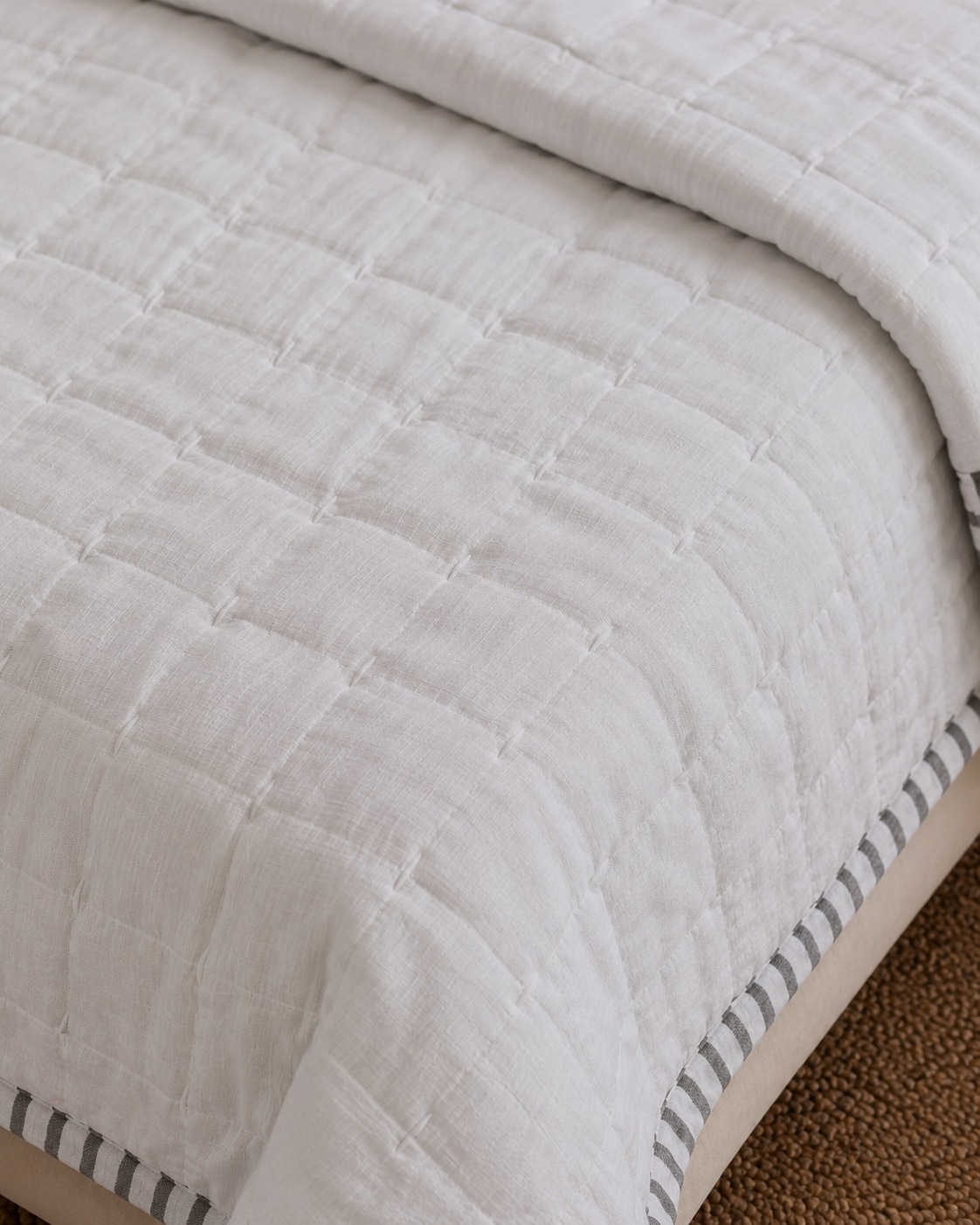 Adults Kantha Quilts Grey Border Quilt